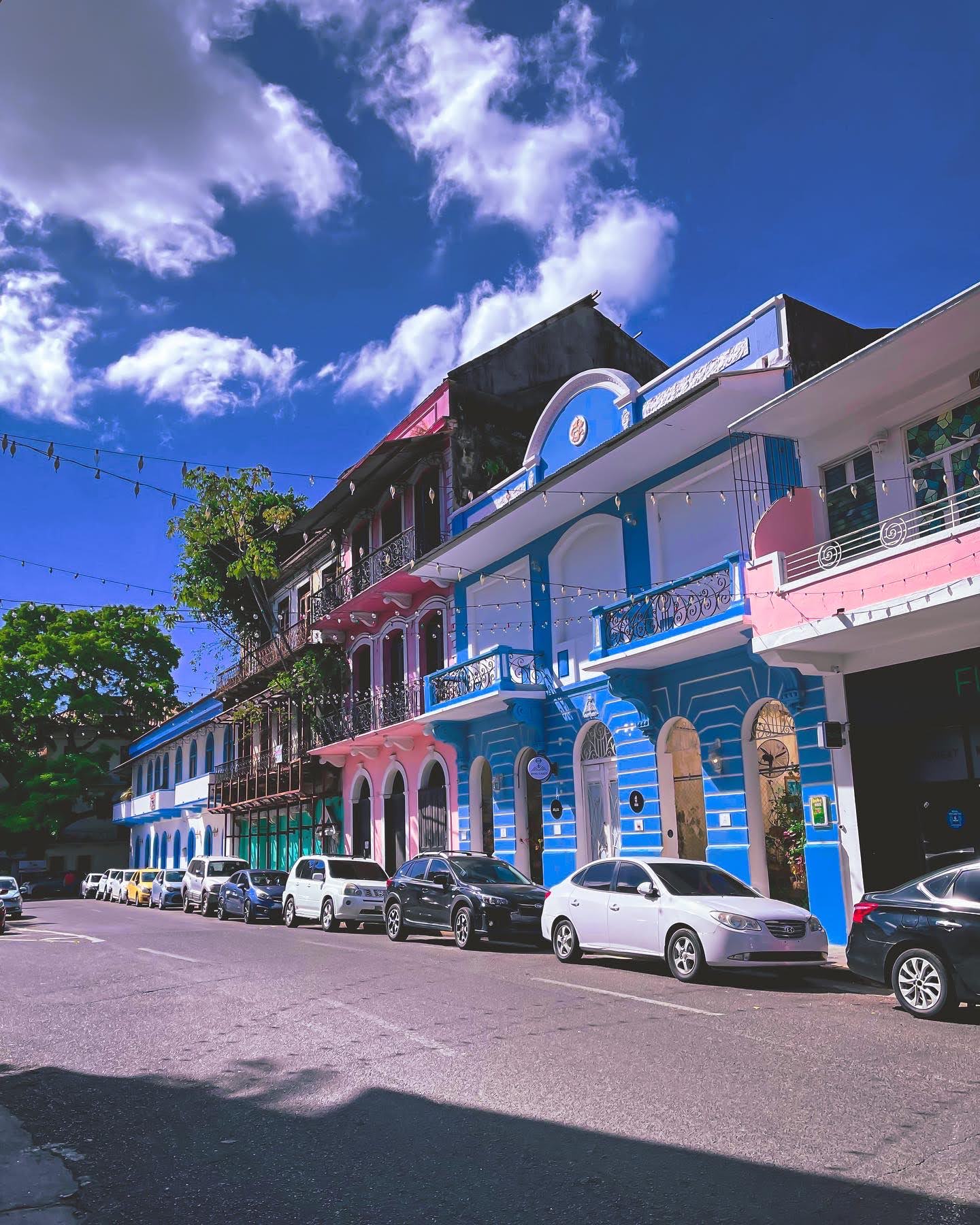 casco viejo panama, casco viejo, panama stad, gebouwen casco viejo, koloniale panden panama, kleurrijke gebouwen panama