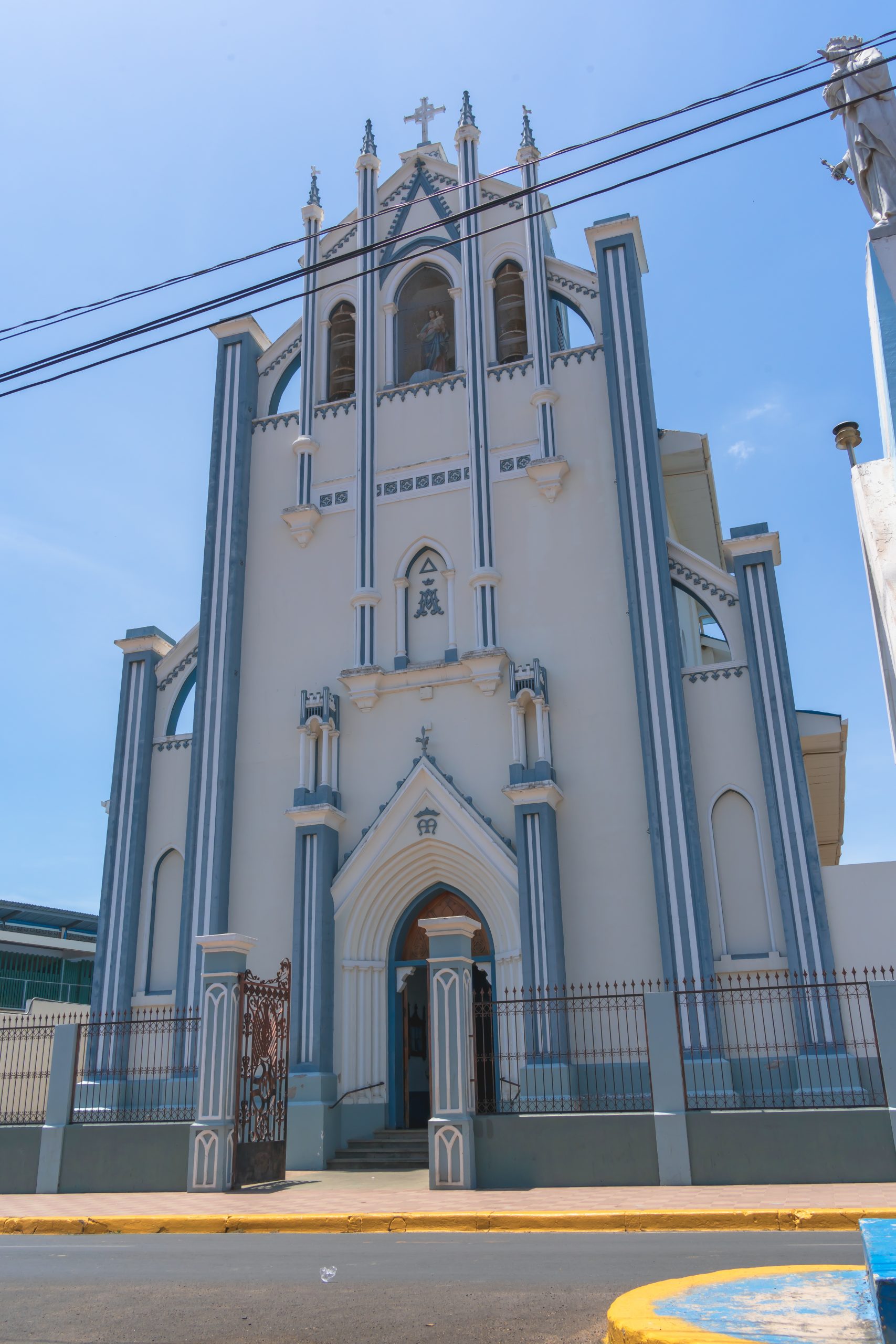 kerk granada, kathedraal granada, granda nicaragua, kerk nicaragua