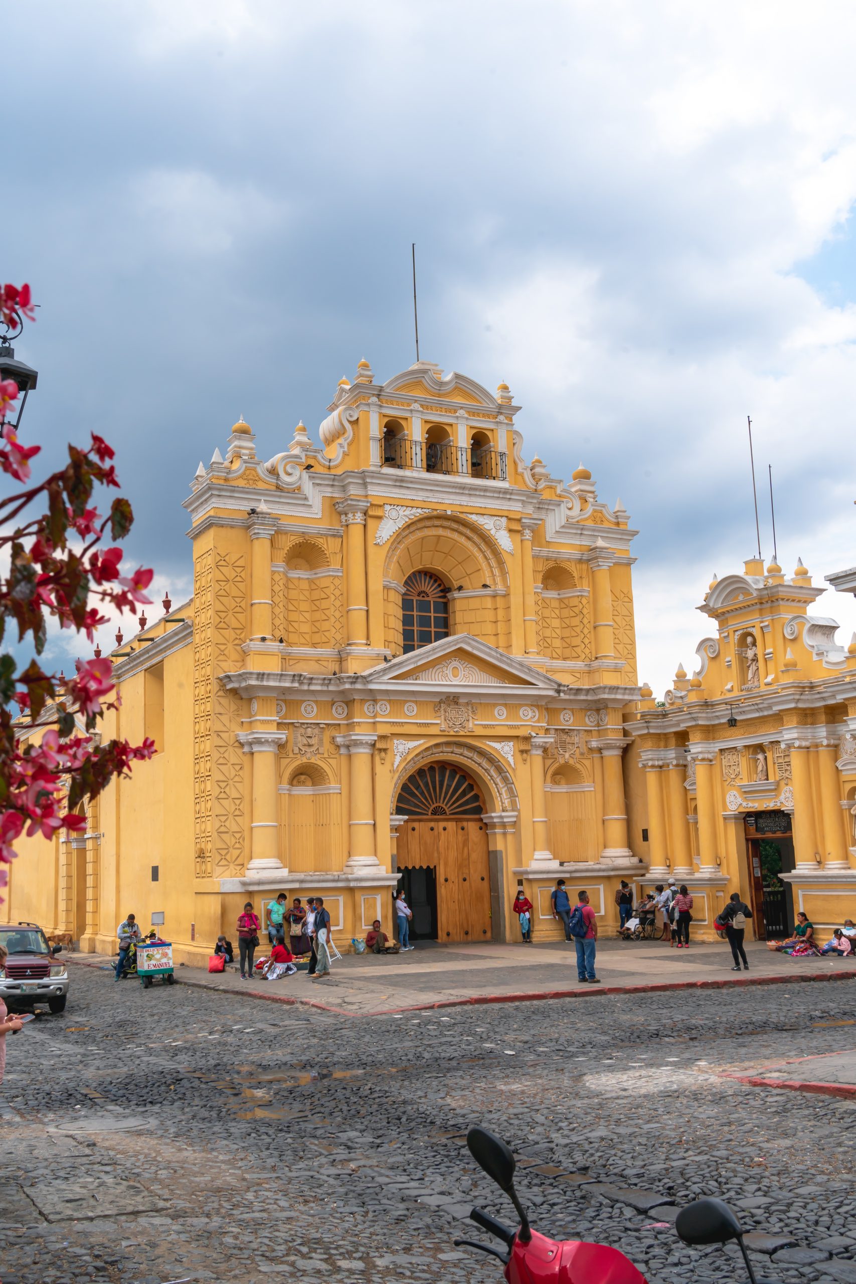 kerk in antigua, kathedraal antigua, antigua stad, antigua guatemala