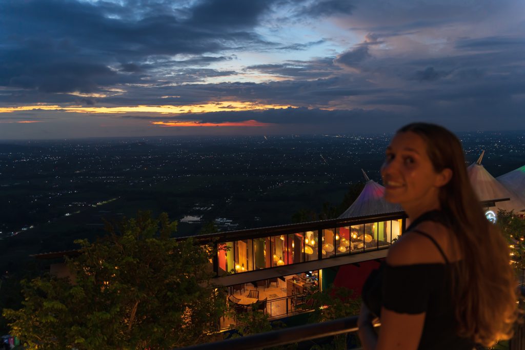 obelix hills, uitzicht yogyakarta, restaurants yogyakarta, oosten yogyakarta, bergen yogyakarta