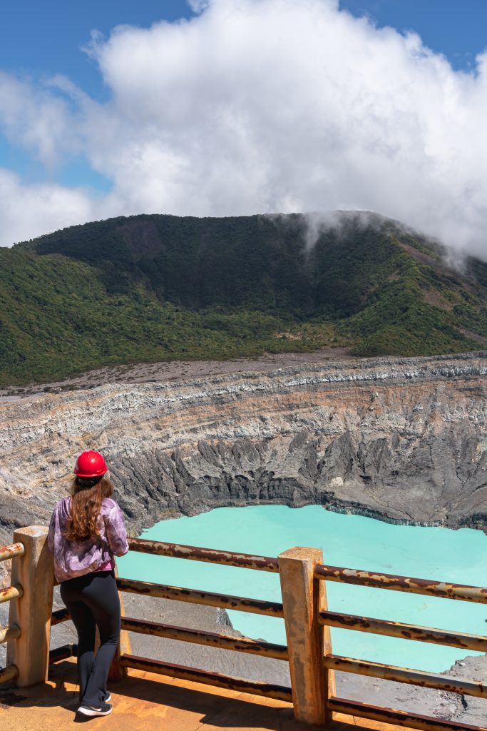 de mooiste vulkaan van costa rica, vulkaan costa rica, poas vulkaan bezoeken, mooie vulkanen costa rica, vulkaan beklimmen costa rica