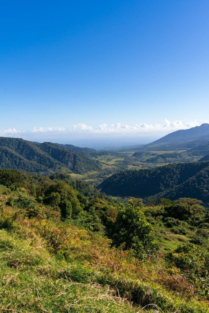 uitzichten bajos del toro, tour bajos del toro, onderweg naar bajos del toro, bergen bajos del toro, natuur bajos del toro, onderweg naar de hidden gem van costa rica