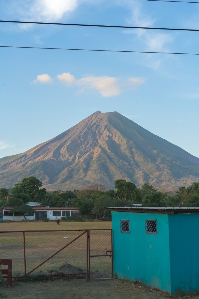 vulkaan concepcion, vulkanen ometepe, ometepe eiland, eiland in het grootste meer van Nicargua, reisbestemming nicaragua