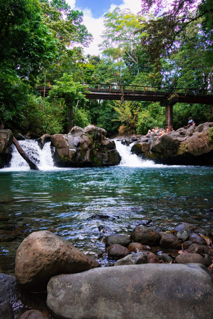 el salto costa rica, poel la fortuna, zwemmen la fortuna, slingeren la fortuna, natuurlijk zwembad la fortuna