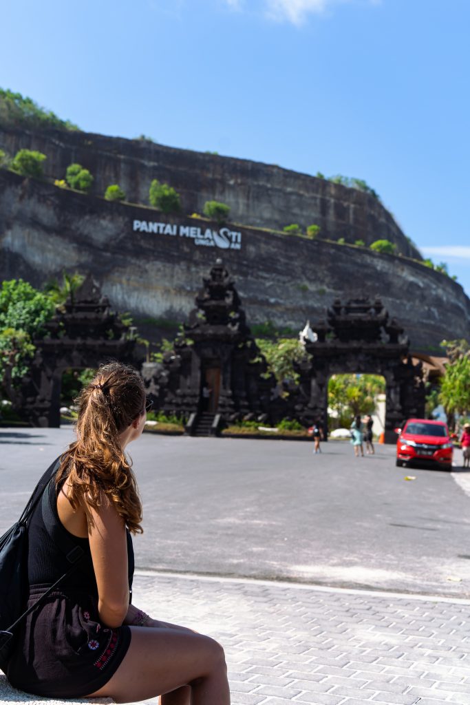 stranden bali, melasti beach, heerlijke stranden bali, mooie stranden bali, strandhoppen bali, pantai melasti, beste stranden bali
