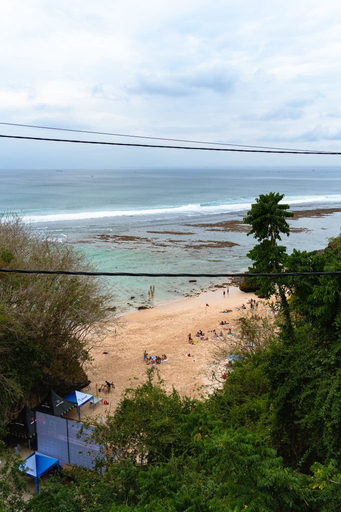 padang padang beach, surfstranden uluwatu, verborgen stranden bali, rustige stranden uluwatu, beste stranden uluwatu
