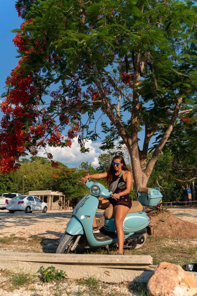scooter huren mexico, vervoer mexico, scooter valladolid, eigen vervoer mexico, wat te doen in valladolid