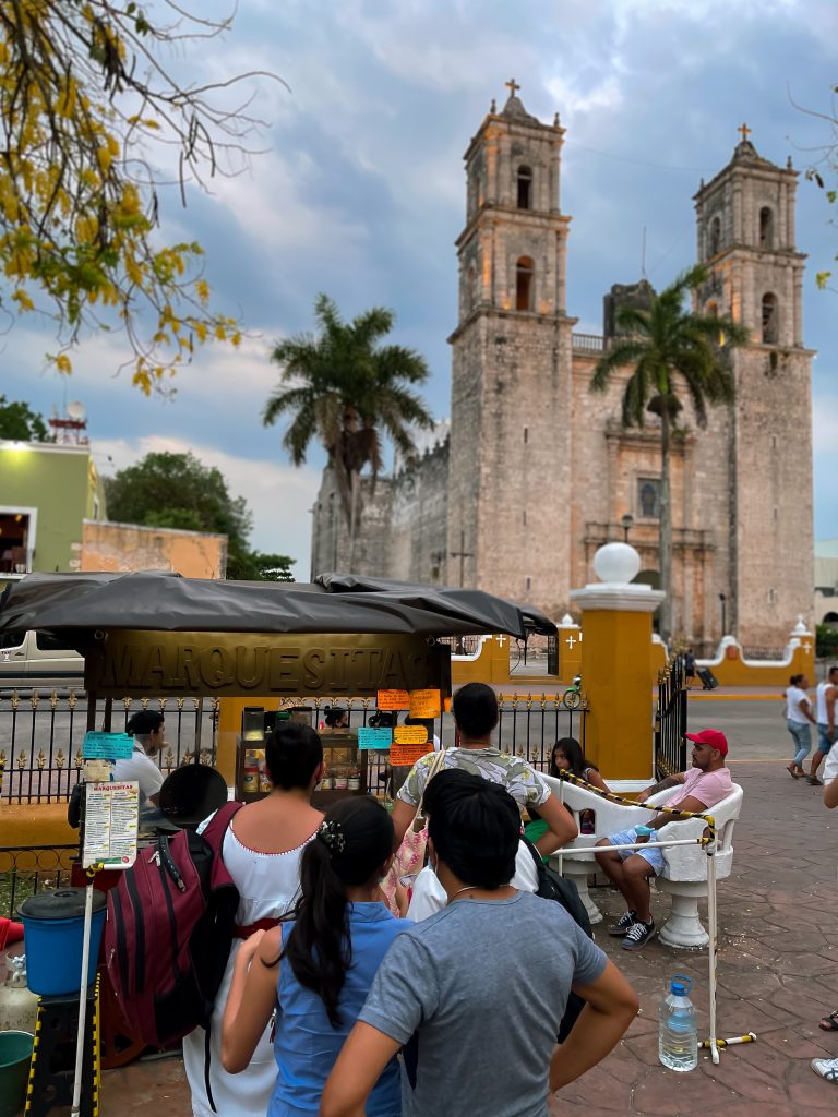 marquesita kraampje, toetje mexico, lekkernij mexico, marquestia mexico, plein valladolid