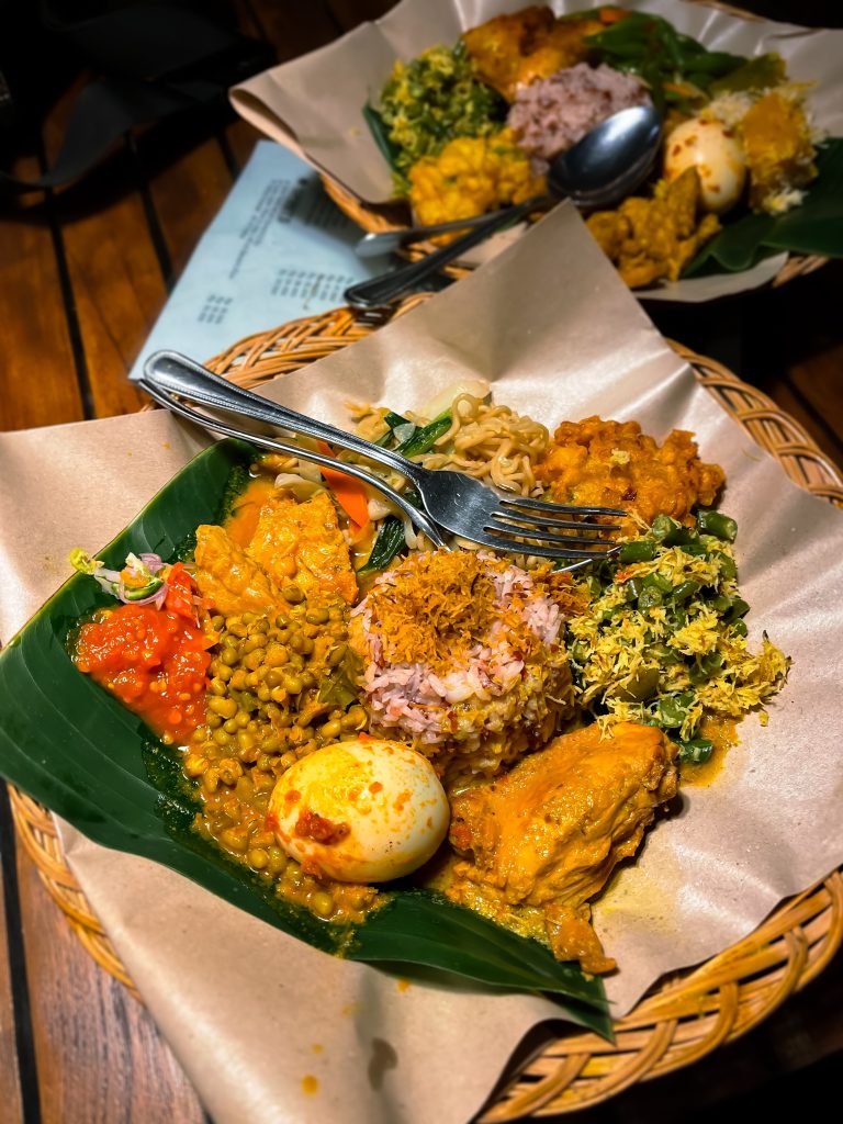 Nasi campur, bali, uluwatu
