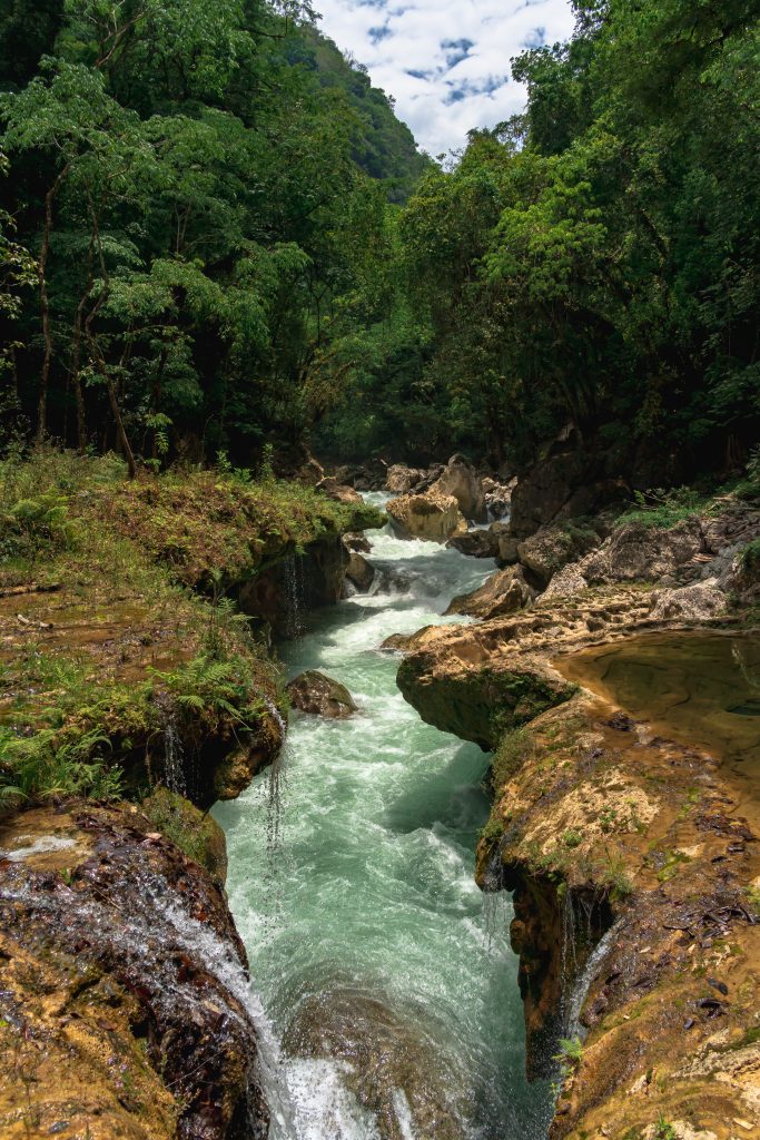 cahabon rivier, rievier guatemala, rivier semuc champey, natuur guatemala, natuur lanquin