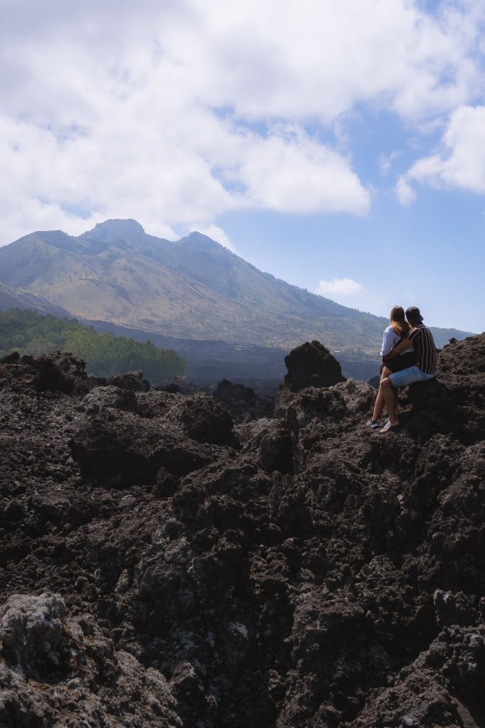 batur bezoeken, mount batur, ubud bali, lavasteen batur